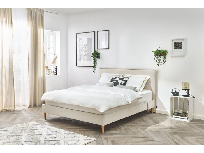 Lit 160x200 cm SARY avec pochettes et lattes massives pieds en bois naturel