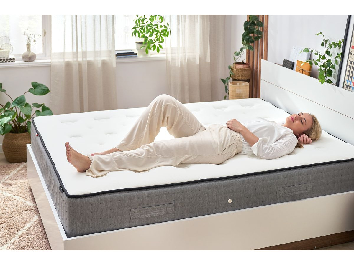 CAPUCINE matras 30 cm 672 pocketveren + traagschuim