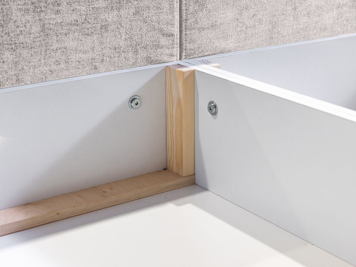 LOUISE opbergbed met gestoffeerd hoofdeinde