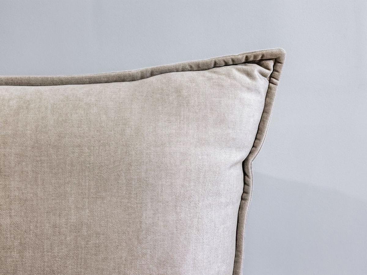 JADE opbergbed met hoofdbord met kusseneffect