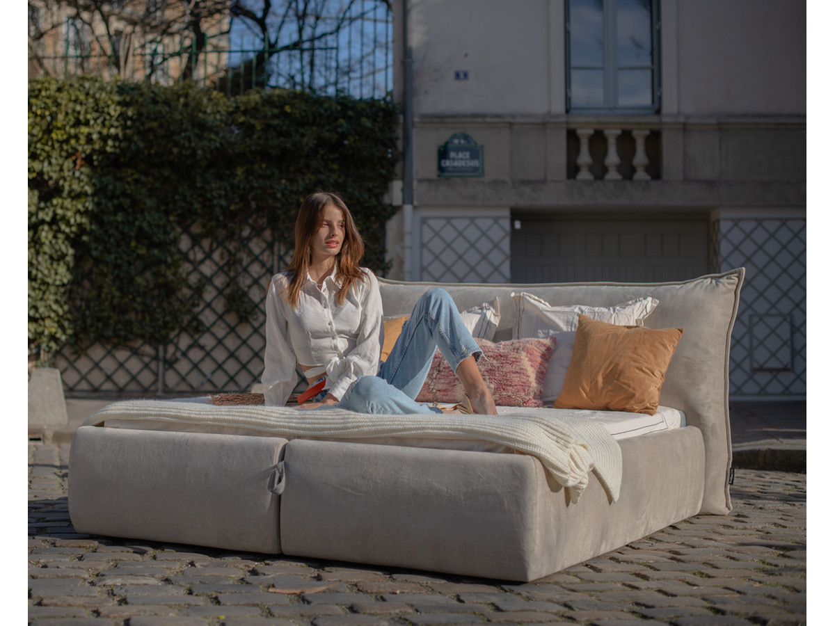 JADE opbergbed met hoofdbord met kusseneffect