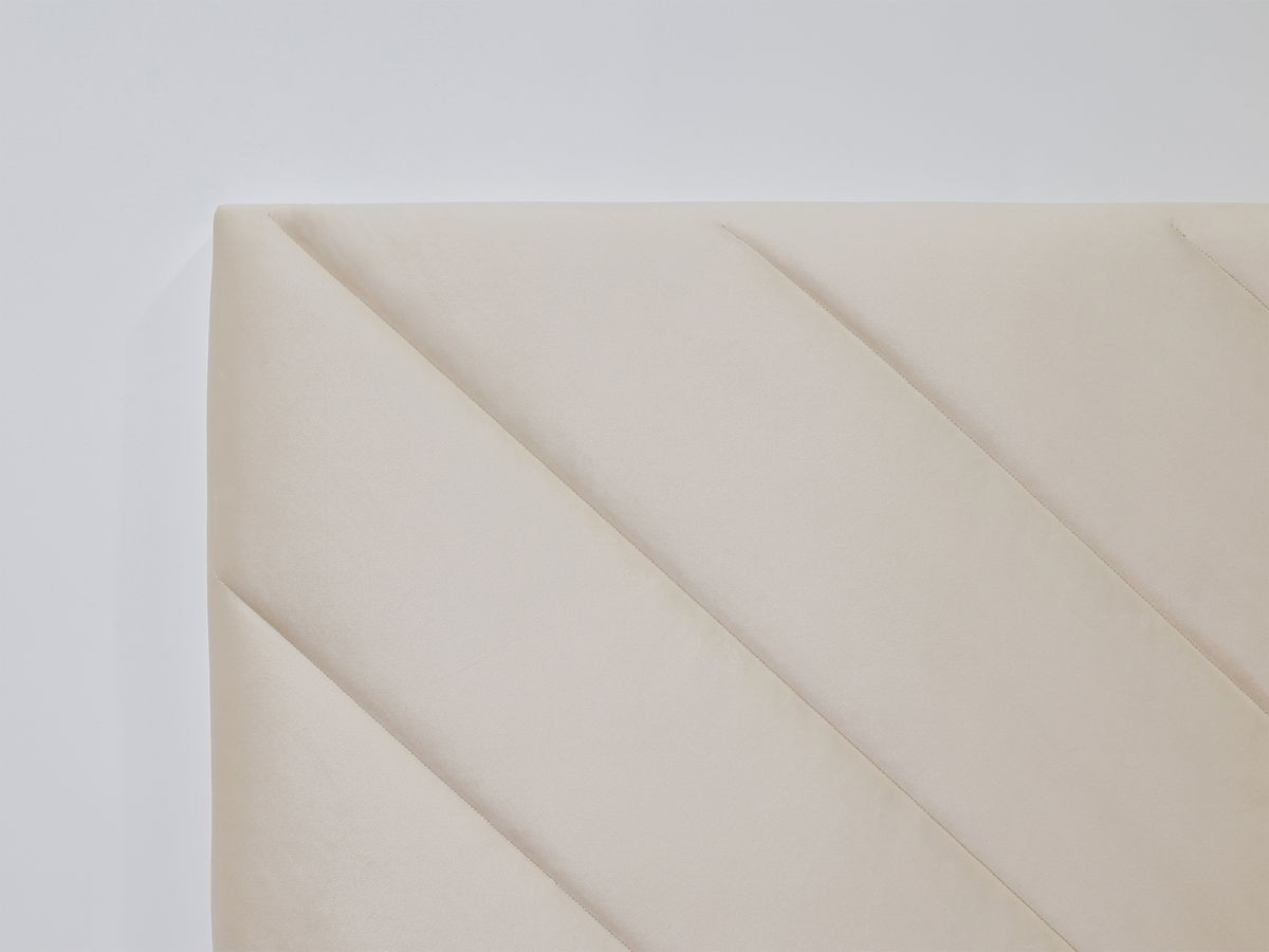 Lit ROMANE avec lattes massives velours beige — vue 4