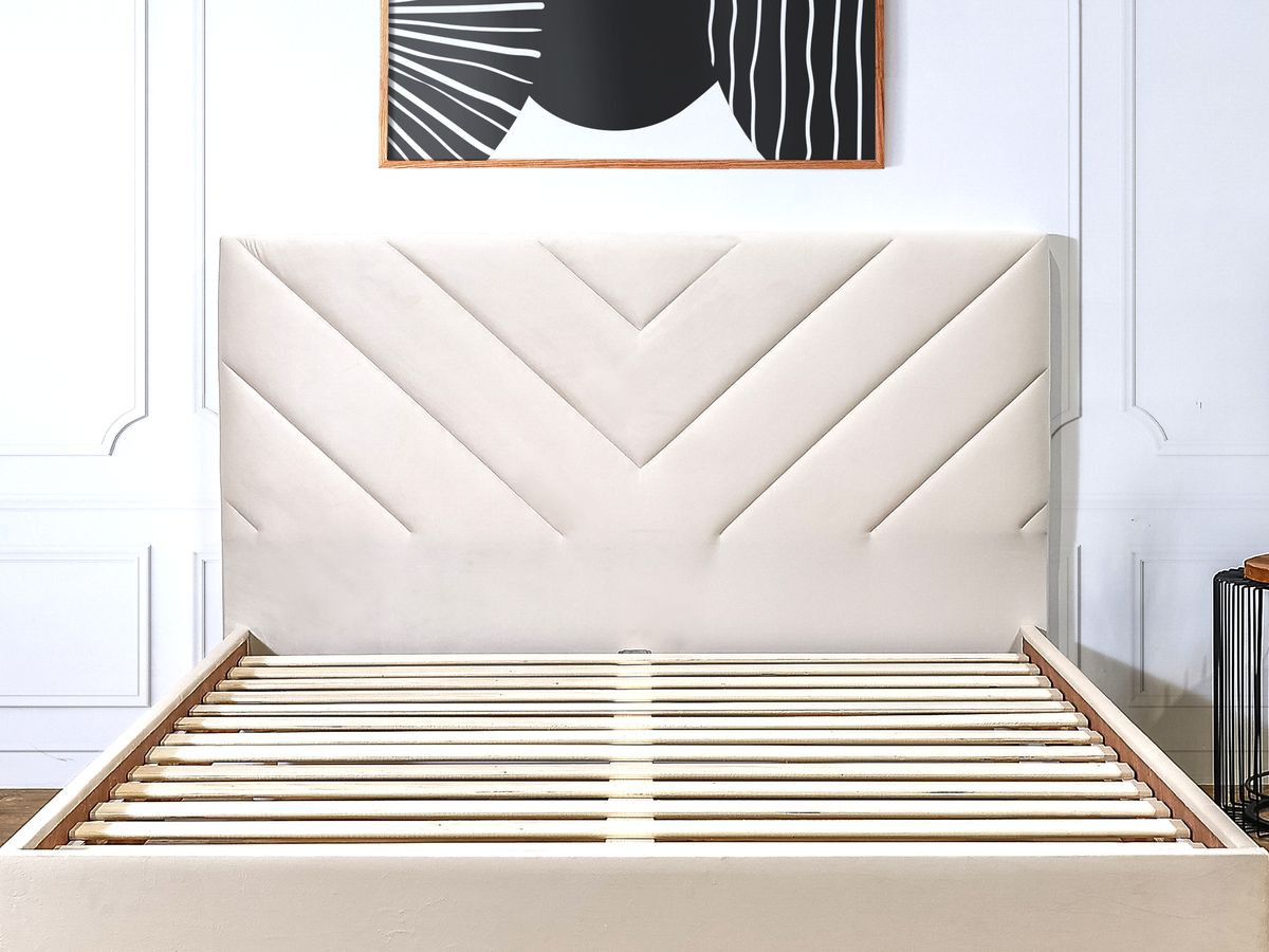 ROMANE bed met lattenbodem van massief fluweel