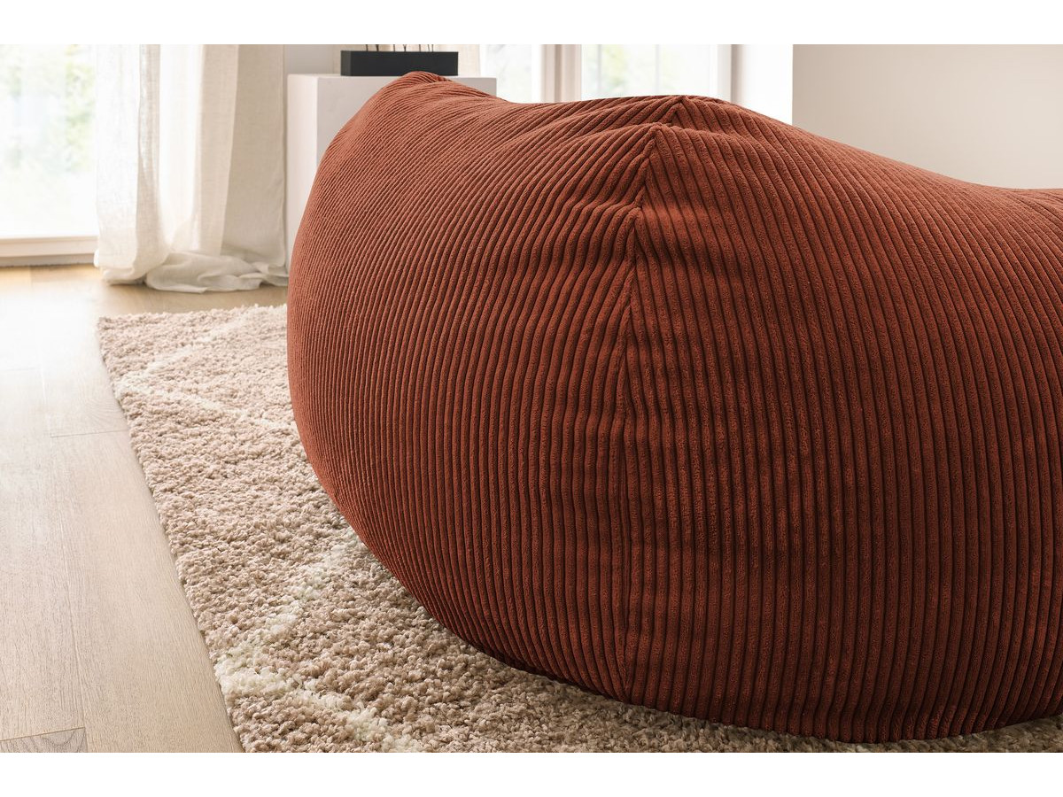 VOLTAIRE ultrazachte poef van corduroy