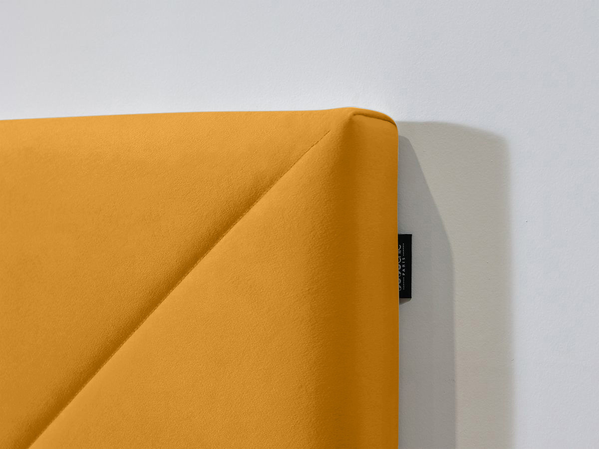 ROMANE bed met lattenbodem van massief fluweel
