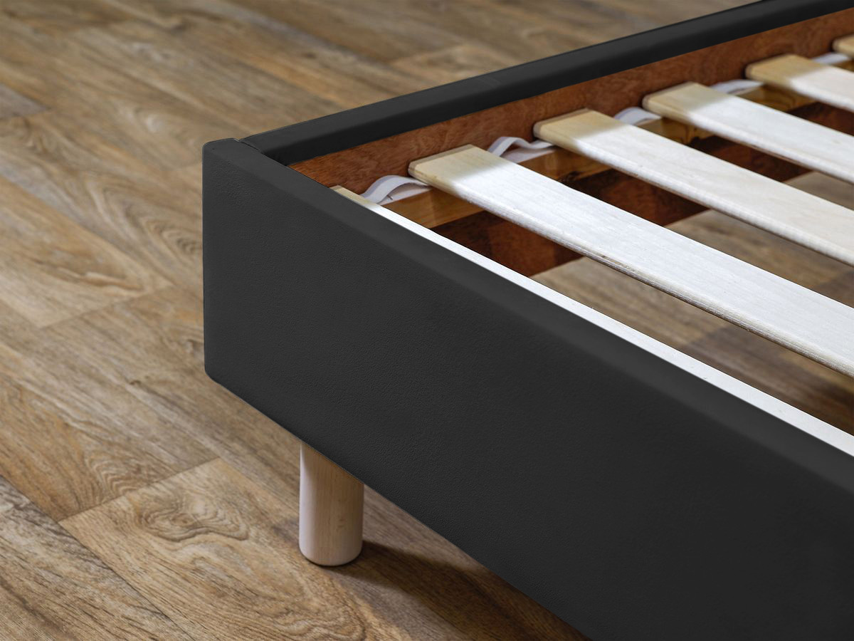 ROMANE bed met lattenbodem van massief fluweel