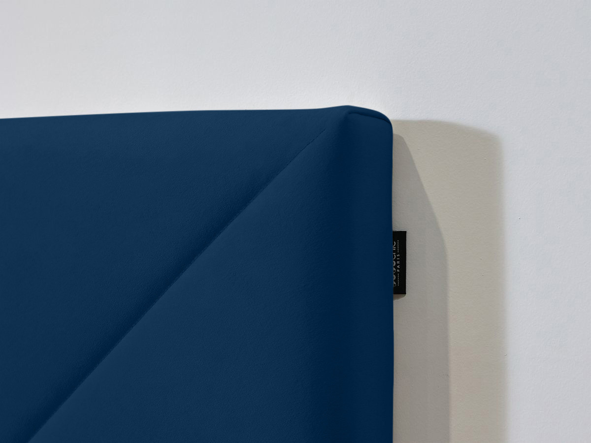 ROMANE bed met lattenbodem van massief fluweel