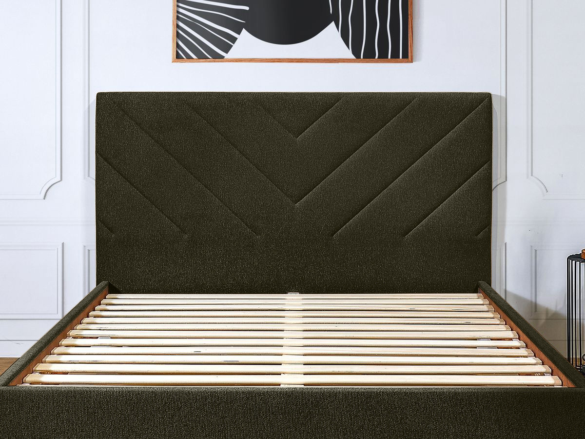 ROMANE bed met massieve lattenbodem in structuurstof