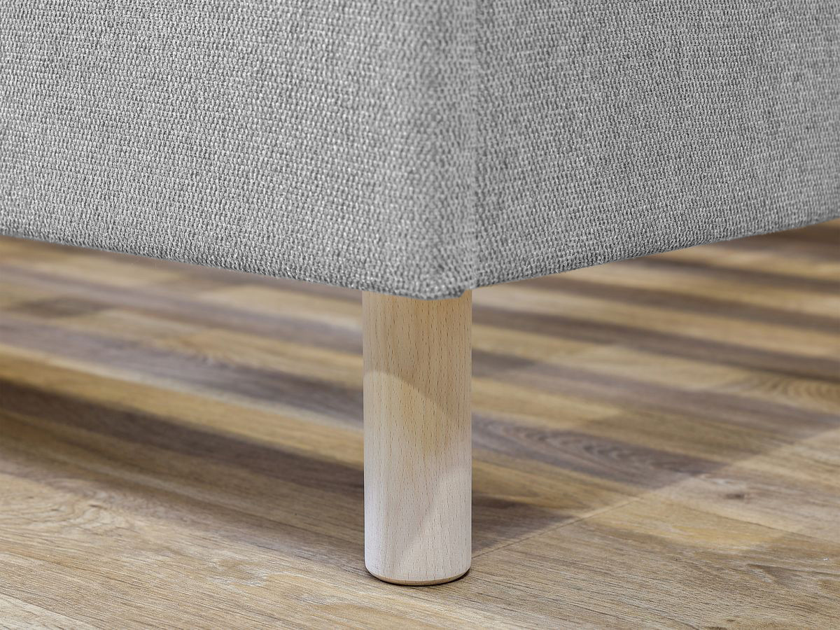 ROMANE bed met massieve lattenbodem in structuurstof