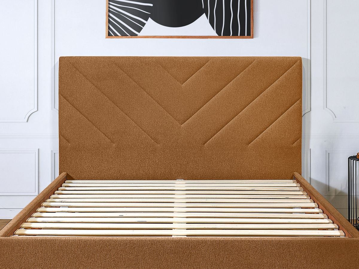 ROMANE bed met massieve lattenbodem in structuurstof