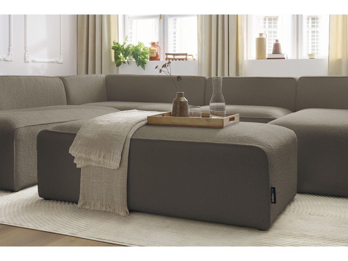 Canapé panoramique fixe MEGEVE avec pouf tissu bouclette