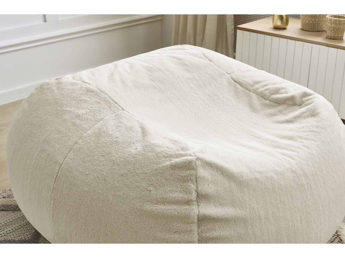 Pouf ultra moelleux MERIBEL tissu imitation fourrure