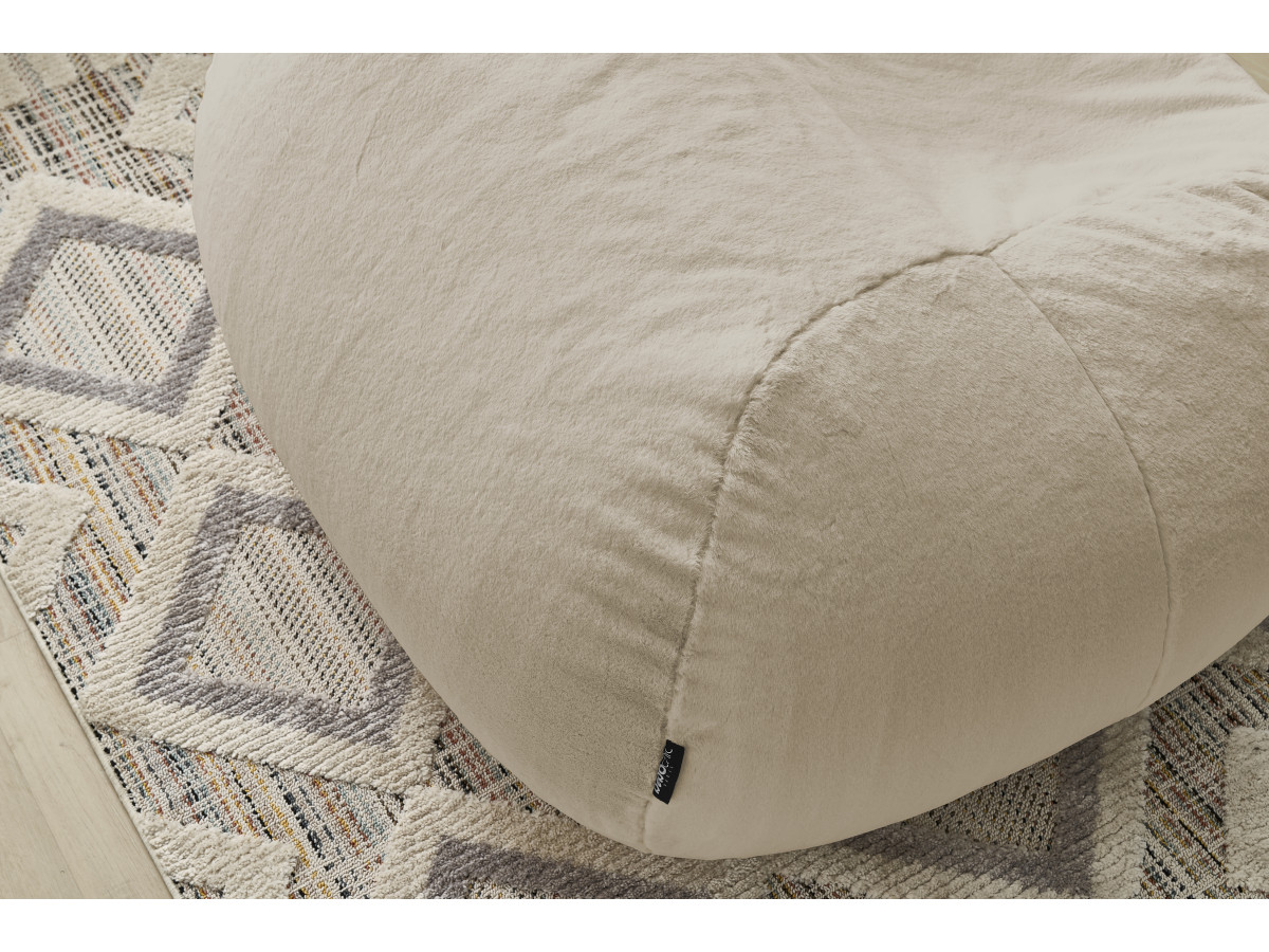 Pouf ultra moelleux MERIBEL tissu imitation fourrure