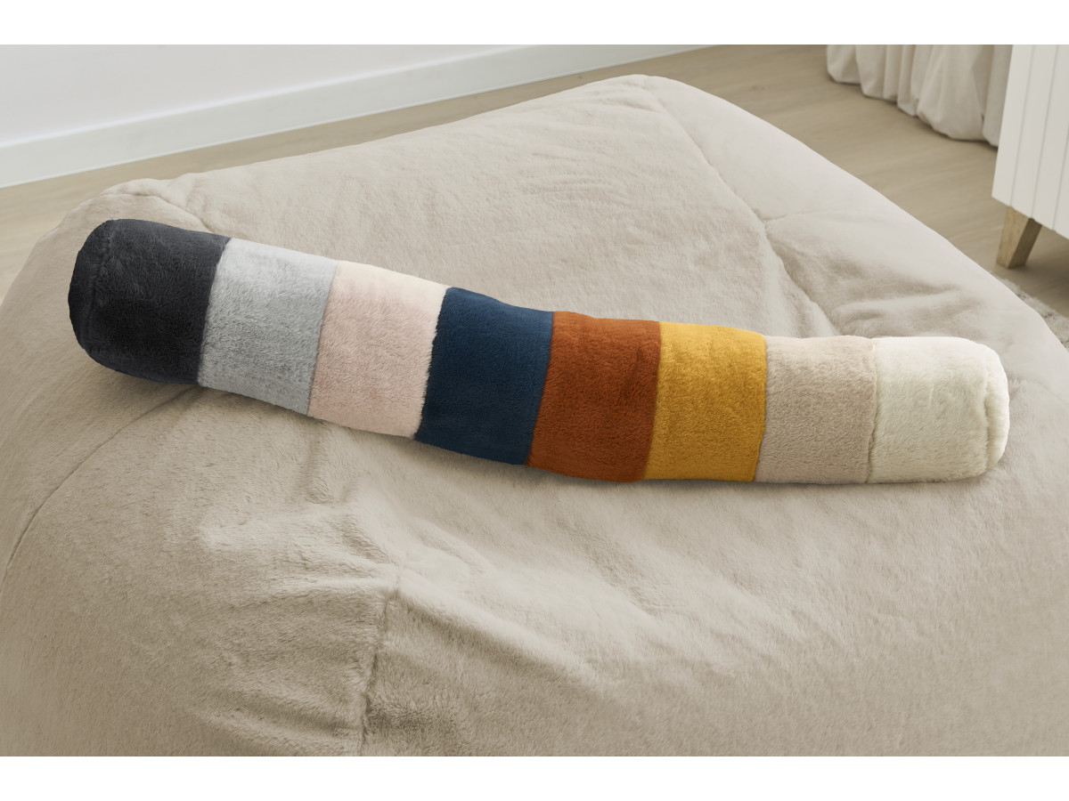 Pouf ultra moelleux MERIBEL tissu imitation fourrure