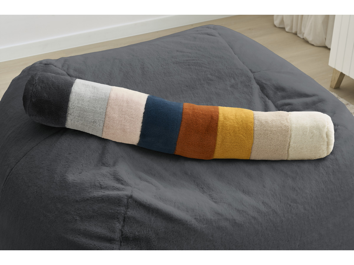 Pouf ultra moelleux MERIBEL tissu imitation fourrure