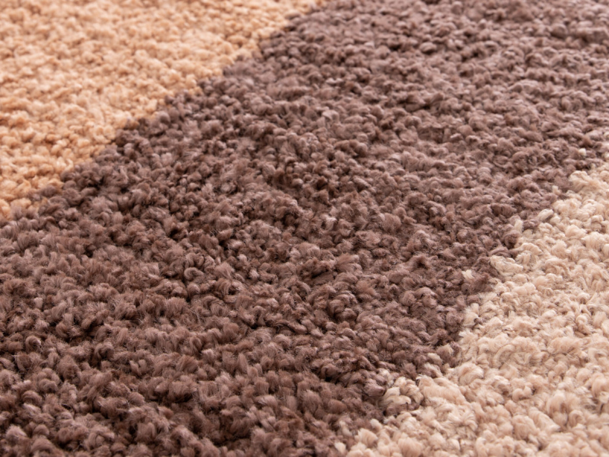 Tapis poils longs CLAIRE motif abstrait