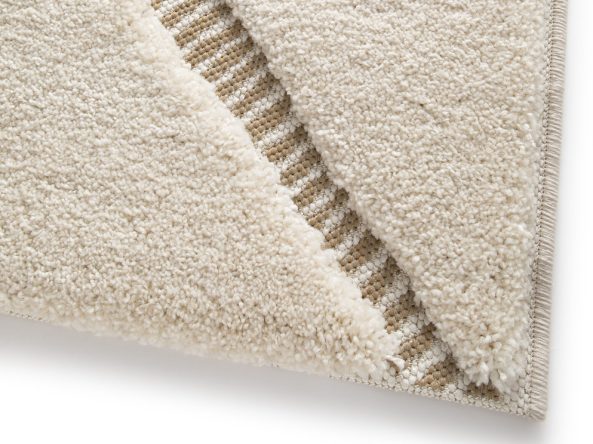 RACHIDA kortpolig vloerkleed met grafisch patroon