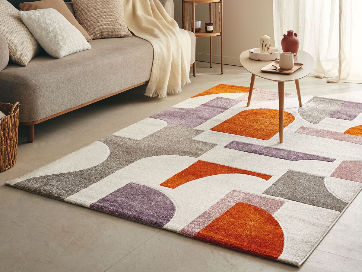 OLIVIA kortpolig vloerkleed met geometrisch patroon