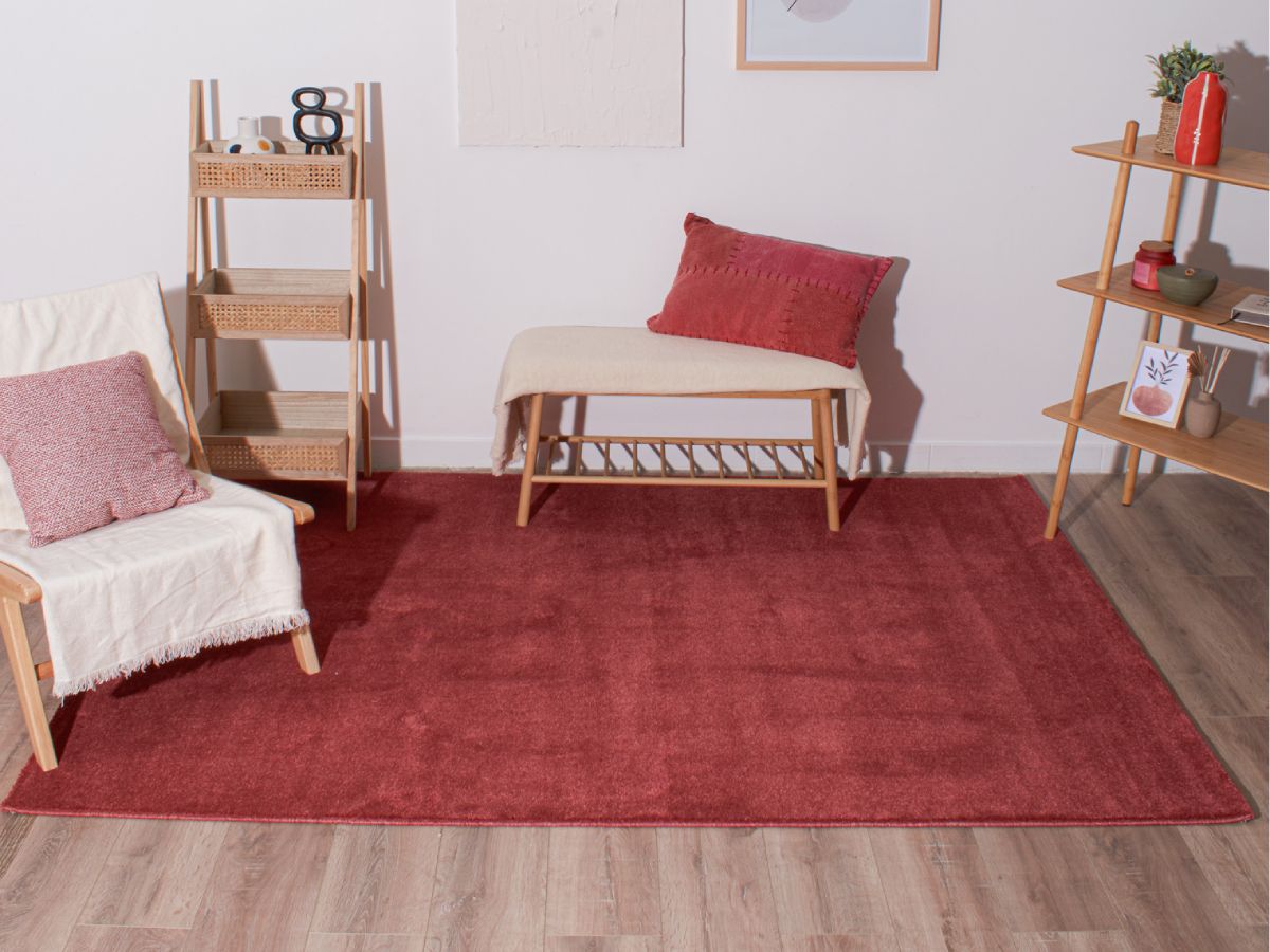 LAORA effen laagpolig tapijt