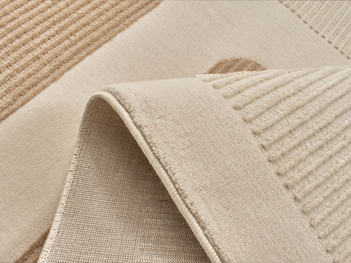 Tapis poils courts NAOMIE motif géometrique