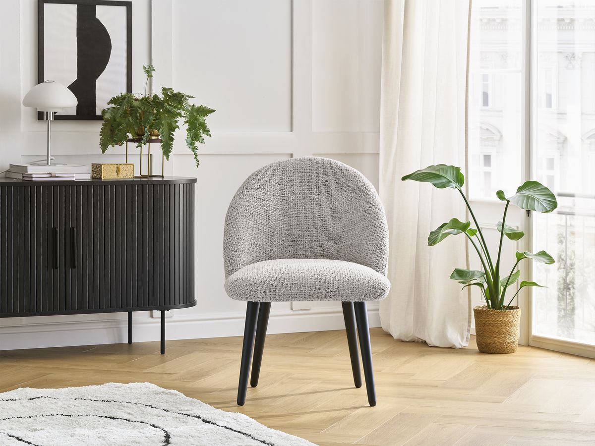 LALIE stoel in gevlekte stof en zwarte Scandinavische poten