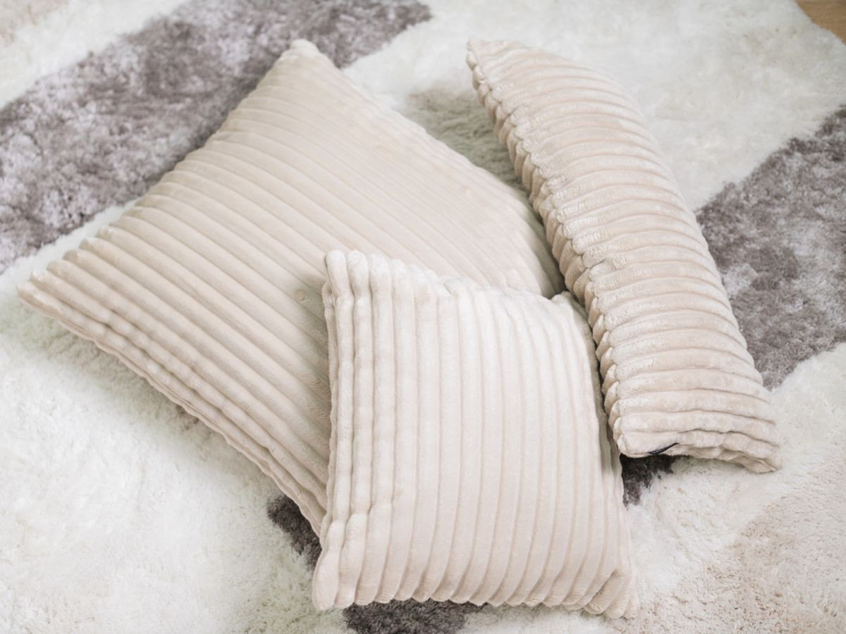 Coussin 45 x 45 cm OSLO beige — vue 5