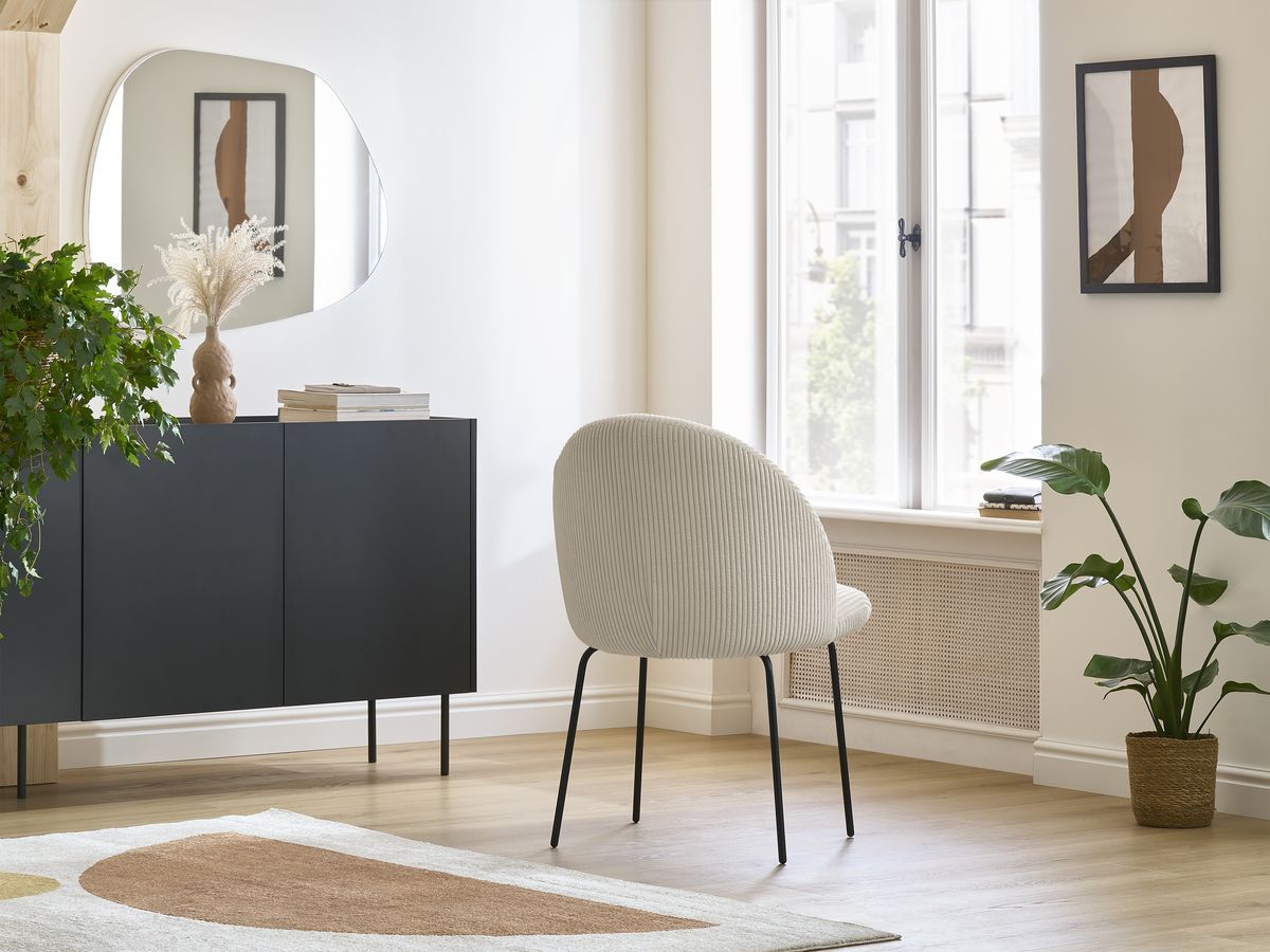 Set LALIE-stoelen in corduroystof en zwarte metalen poten