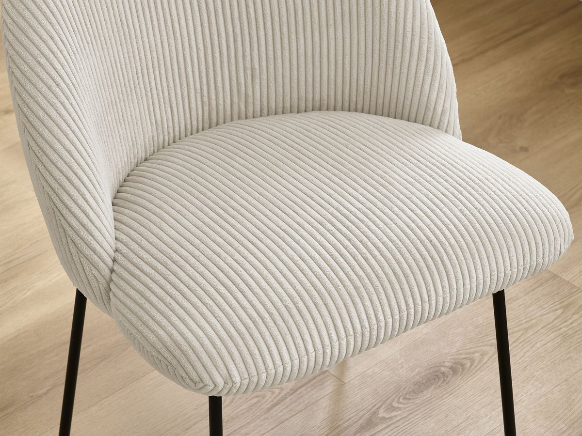 Set LALIE-stoelen in corduroystof en zwarte metalen poten