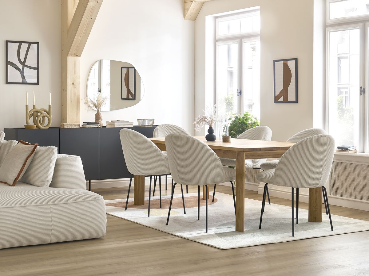 Set LALIE-stoelen in corduroystof en zwarte metalen poten
