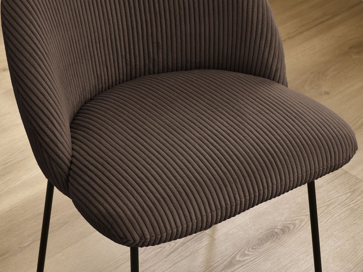 Set LALIE-stoelen in corduroystof en zwarte metalen poten