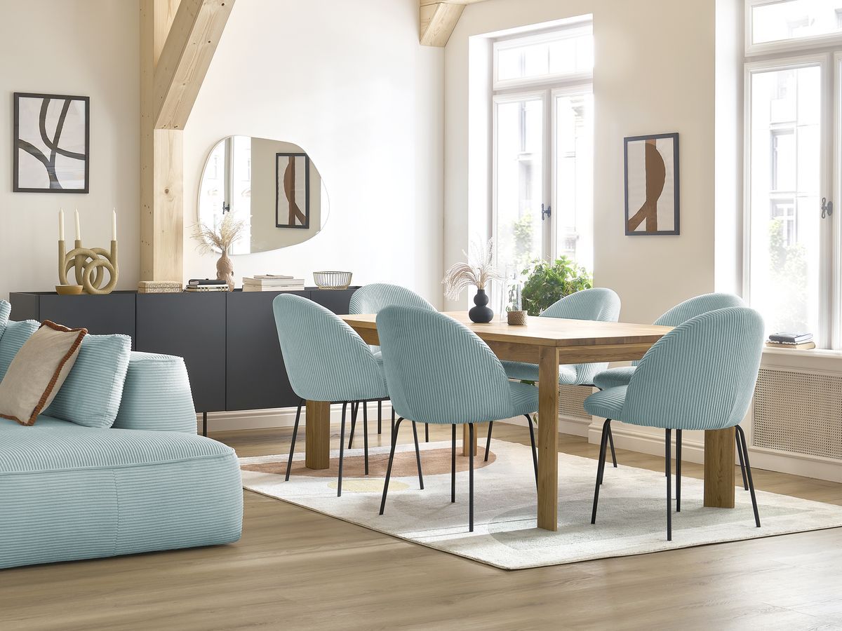Set LALIE-stoelen in corduroystof en zwarte metalen poten