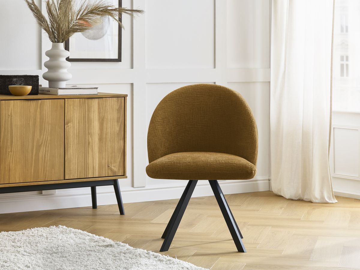 Set LALIE-stoelen met structuurstof en stervormige poten