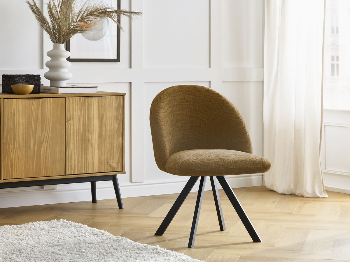 Set LALIE-stoelen met structuurstof en stervormige poten