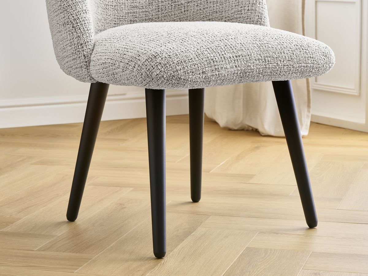 Set LALIE-stoelen in gevlekte stof en zwarte Scandinavische poten