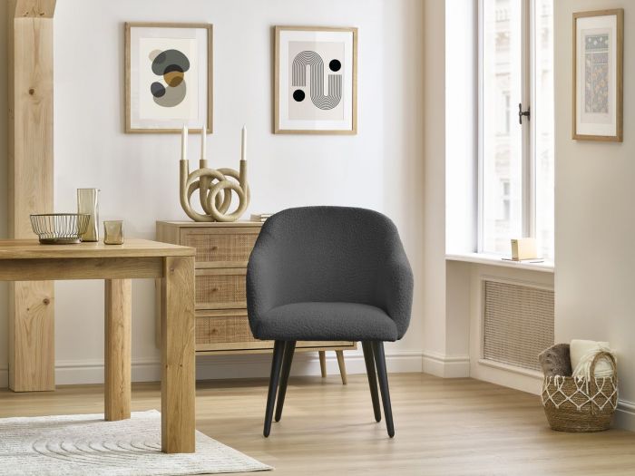 Chaise SOPHIE tissu bouclette et pieds scandinaves noirs