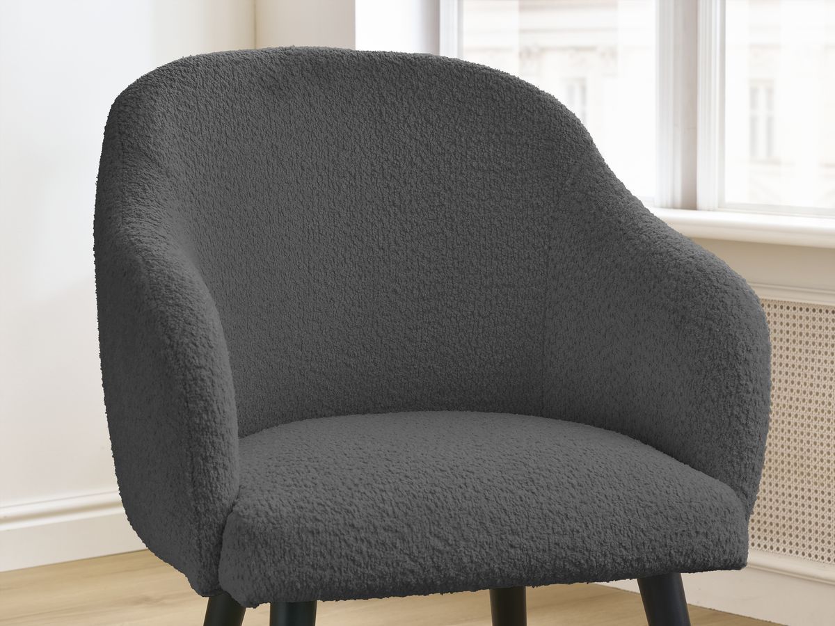 Chaise SOPHIE tissu bouclette et pieds scandinaves noirs