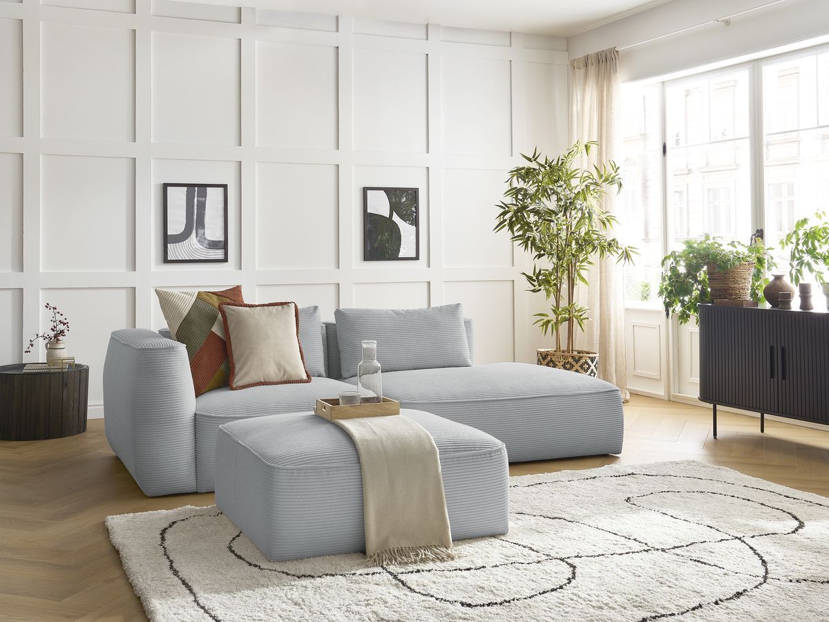 Canapé droit 3 places LEOPOLD velours côtelé avec pouf gris clair