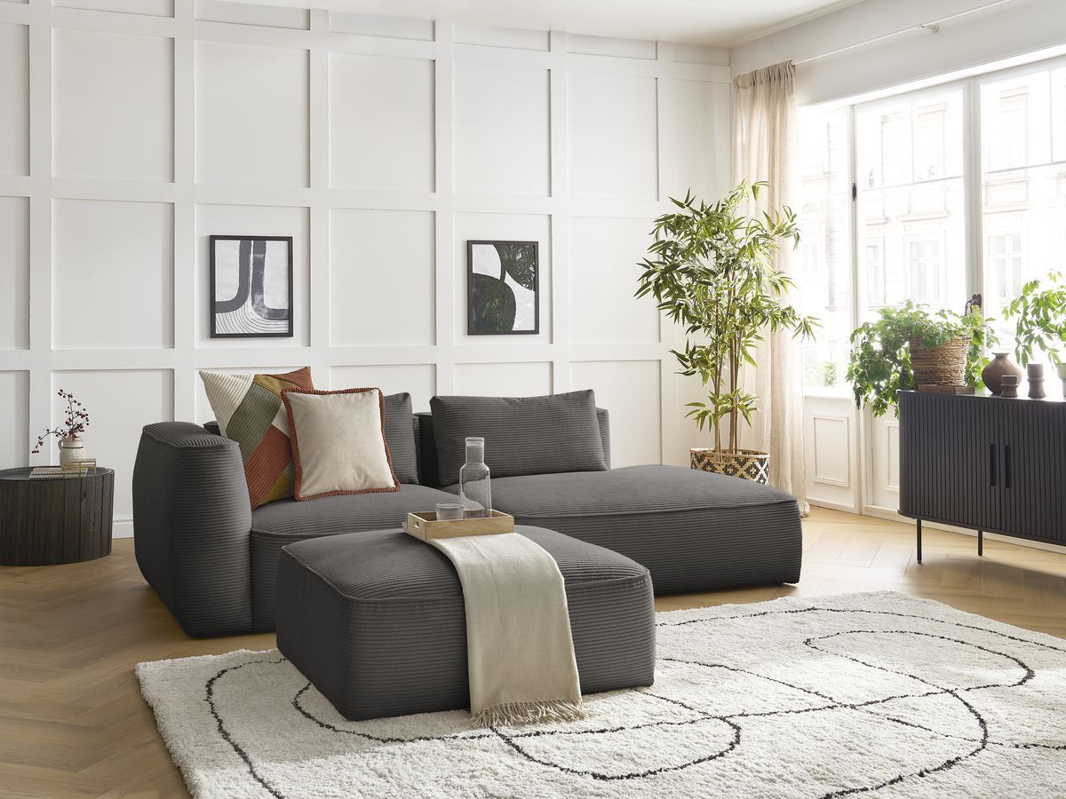 Canapé droit 3 places LEOPOLD velours côtelé avec pouf taupe