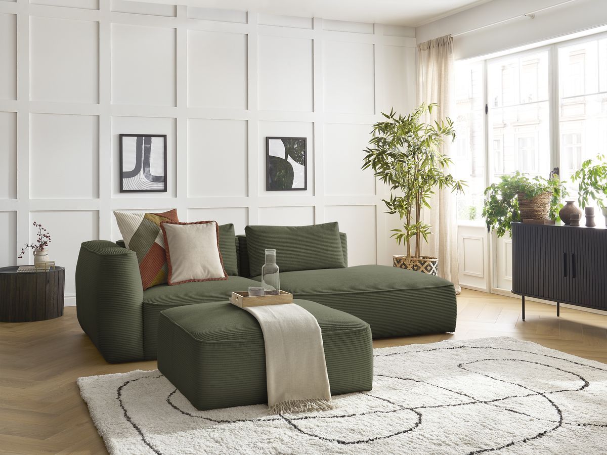 Canapé droit 3 places LEOPOLD velours côtelé avec pouf vert clair