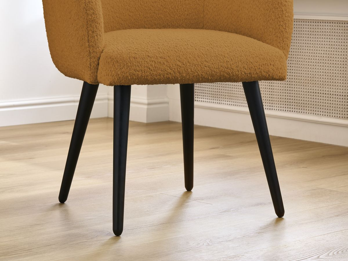 Lot de chaises SOPHIE tissu bouclette et pieds scandinaves noirs