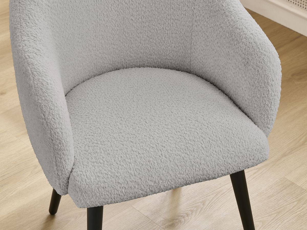 Set SOPHIE stoelen in badstof en zwarte Scandinavische poten