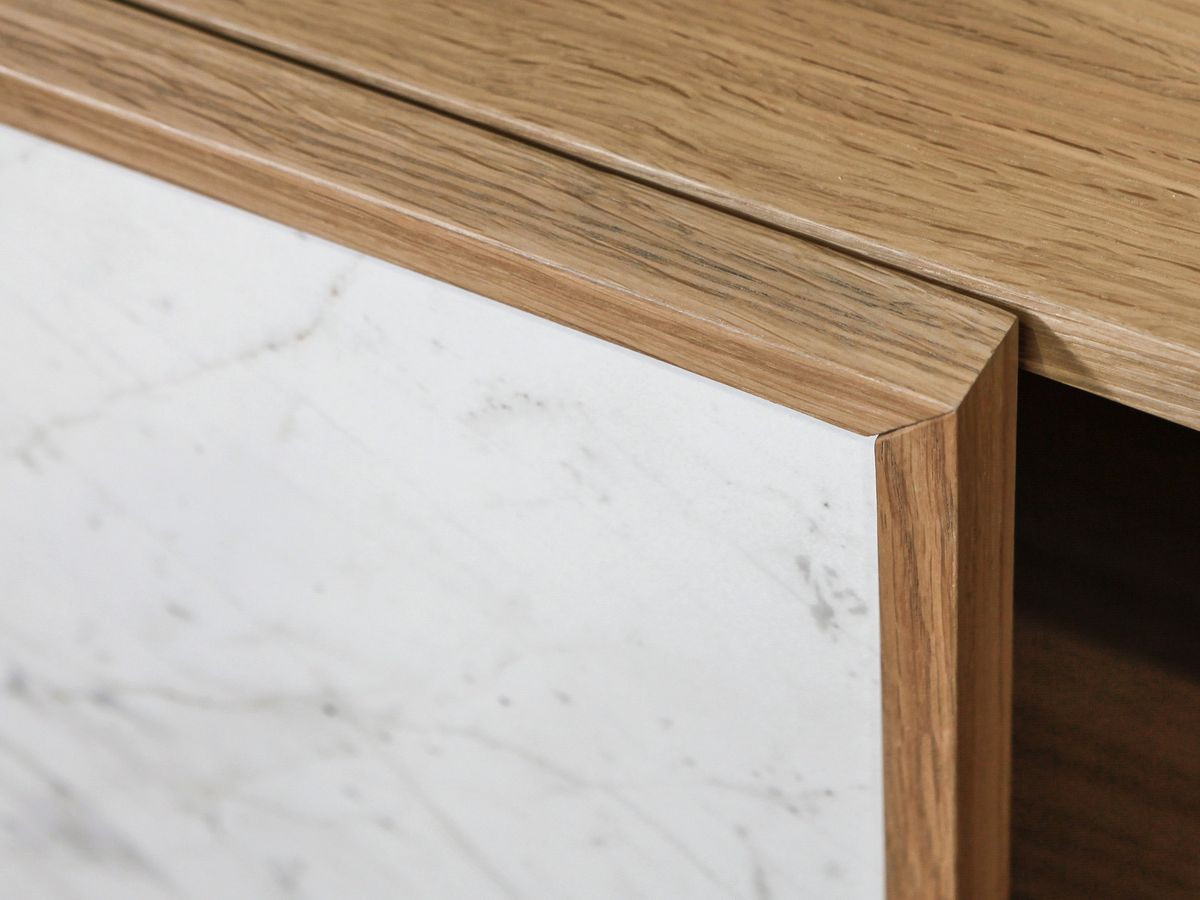 BARI 4-deurs tv-meubel 180 cm massief eiken fineer en keramiek