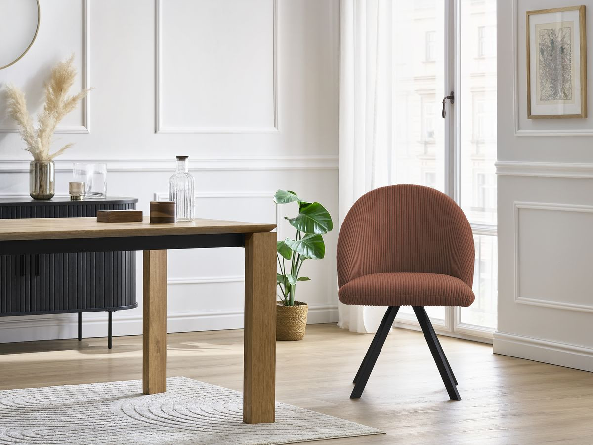 Chaise LALIE tissu velours côtelé et pieds étoile