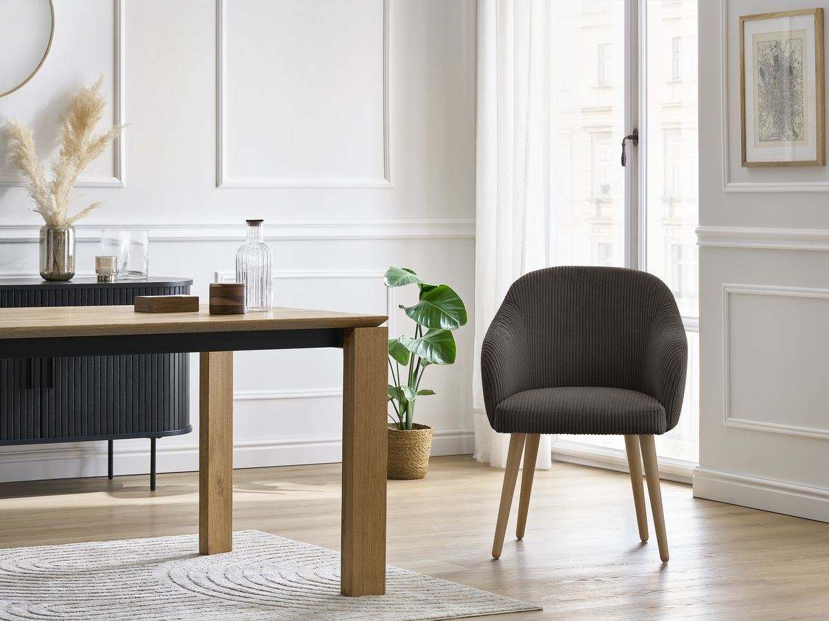 Chaise SOPHIE tissu velours côtelé et pieds scandinaves bois