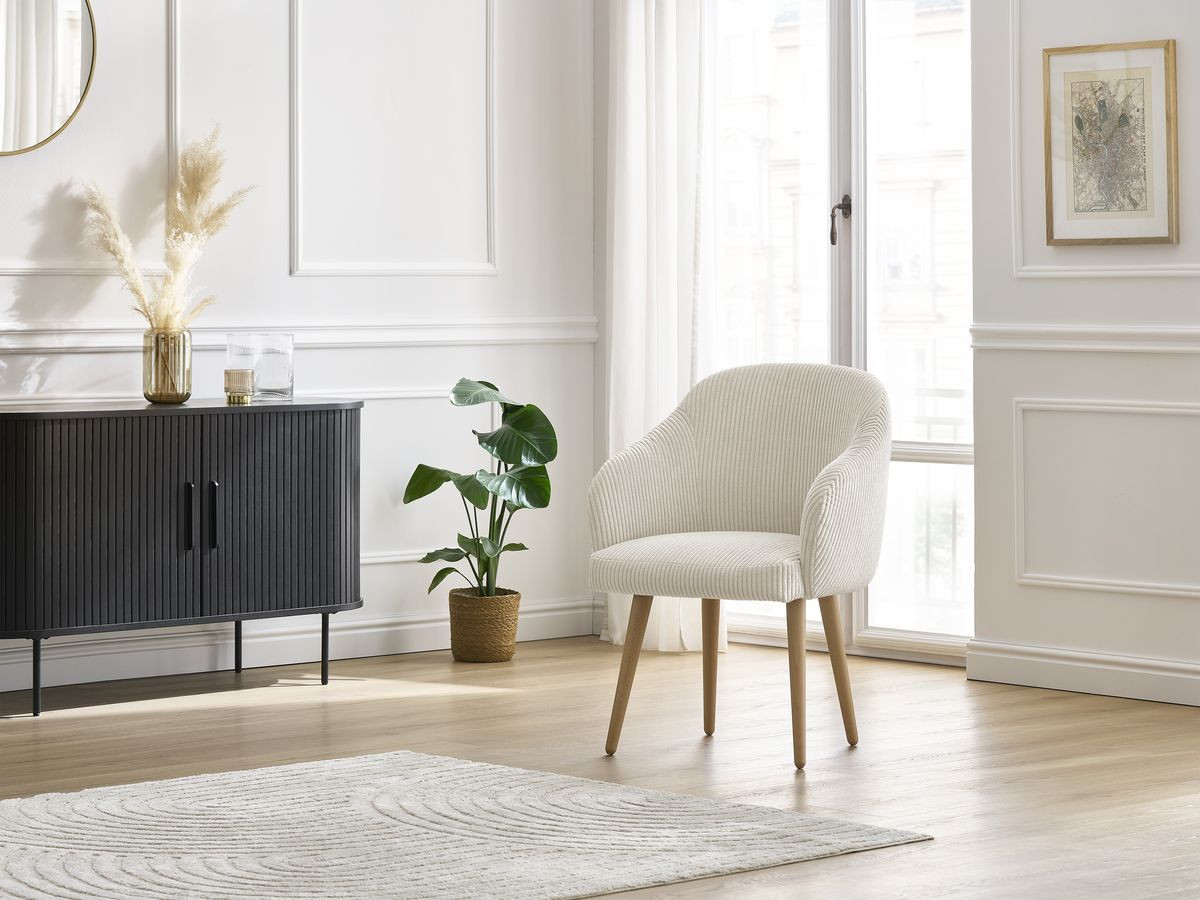 SOPHIE stoel in corduroy stof en Scandinavische houten poten