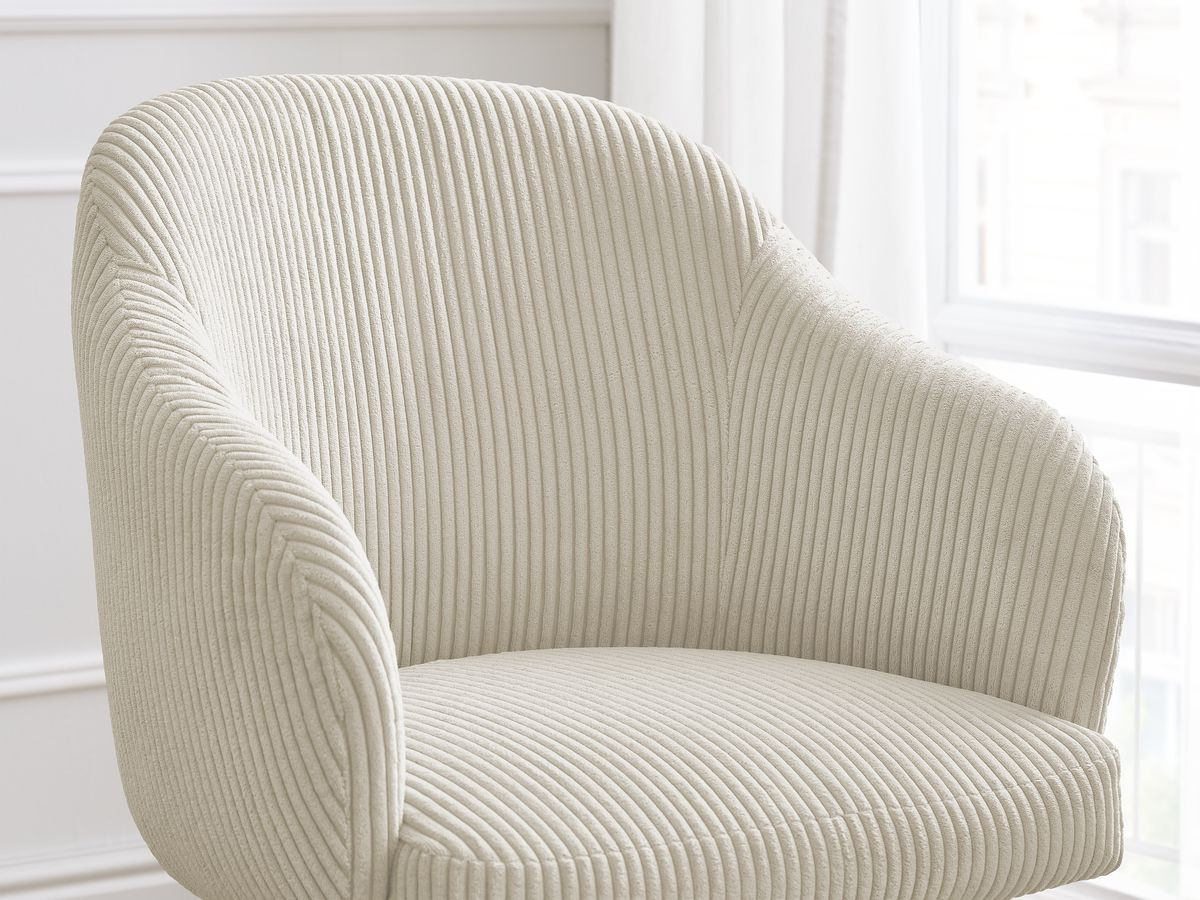 Chaise SOPHIE tissu velours côtelé et pieds scandinaves bois