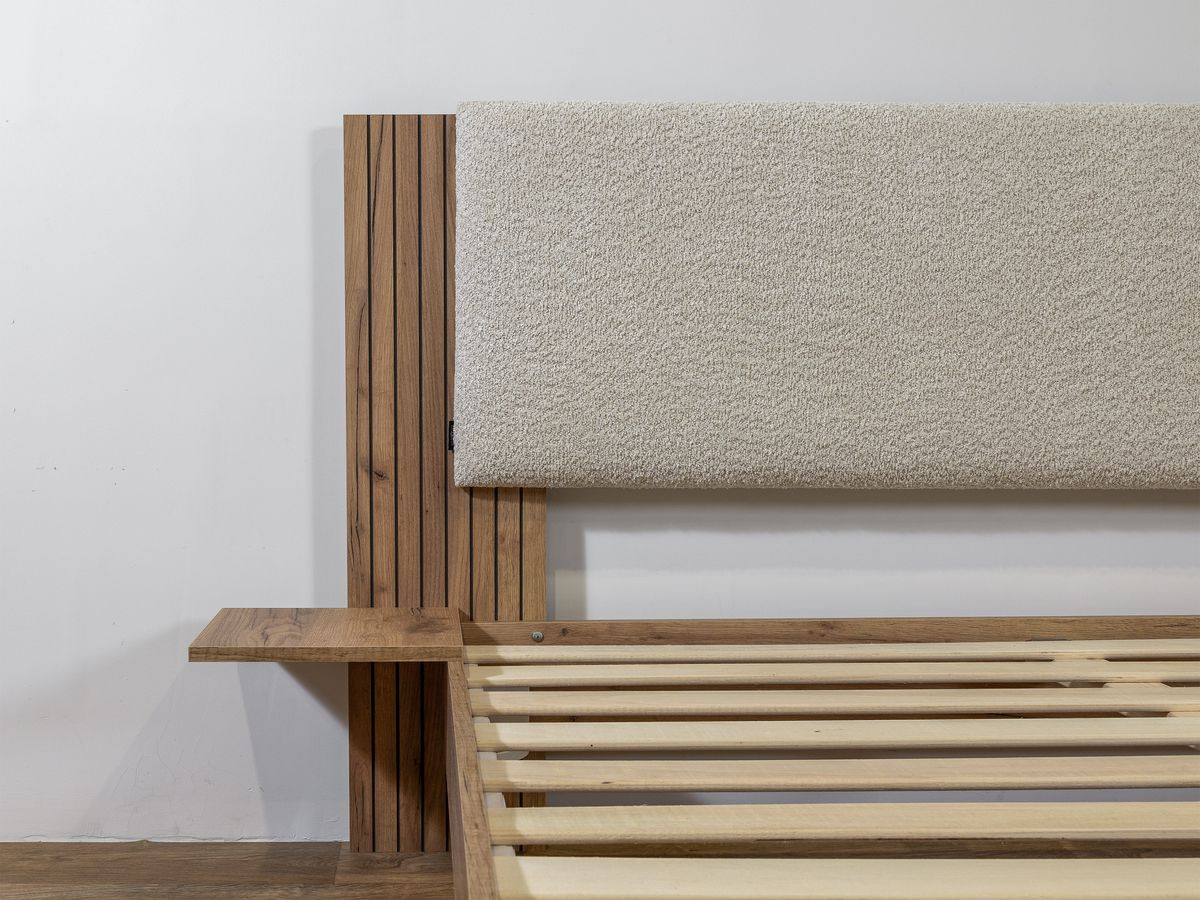 Lit LIOR lattes massives pieds en bois naturel