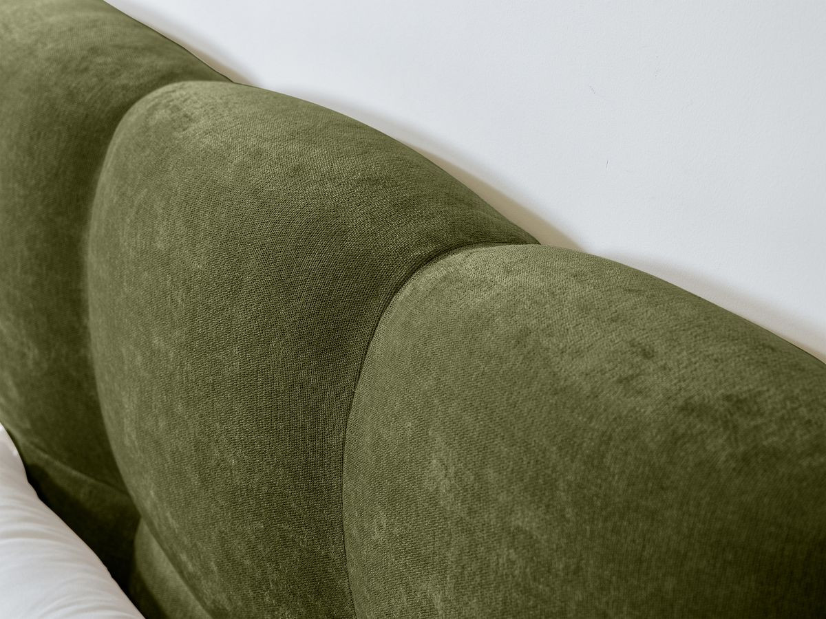 Lit KUMO tissu lisse lattes massives pieds en bois naturel