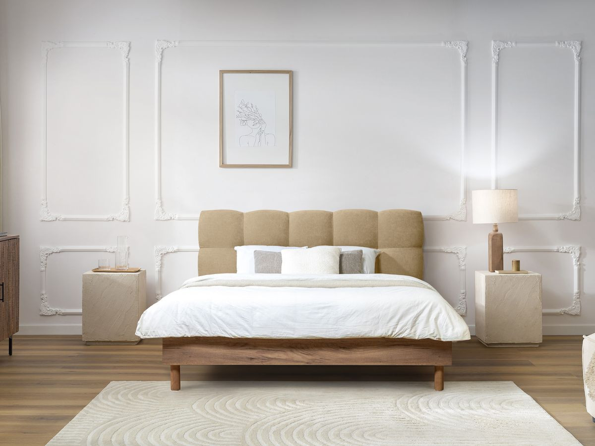 Lit KUMO tissu lisse lattes massives pieds en bois naturel