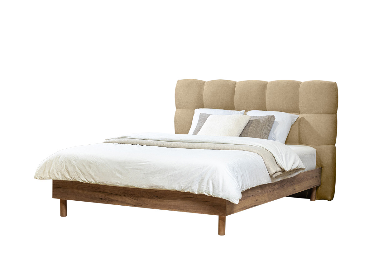 lit kumo tissu lisse lattes massives pieds en bois naturel de couleur beige